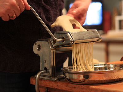 force shape pasta